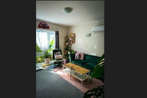 Photo of property in 2/3 Paeroa Street, Newtown, Wellington, 6021