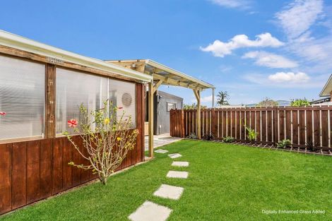 Photo of property in 17 Cook Drive, Whitianga, 3510