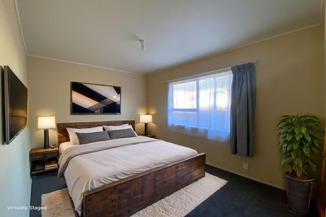 Photo of property in 27 Lina Place, Waiuku, 2123