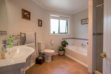Photo of property in 29a Totara View Road, Wakefield, 7095