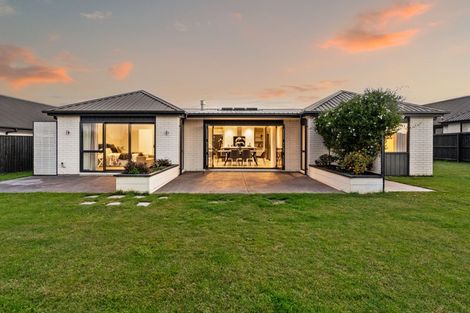 Photo of property in 9 Kingsdowne Drive, West Melton, 7618