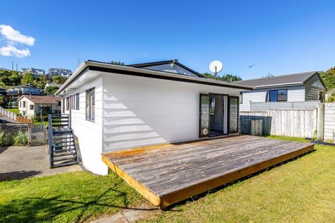 Photo of property in 58 Albatross Close, Whitby, Porirua, 5024