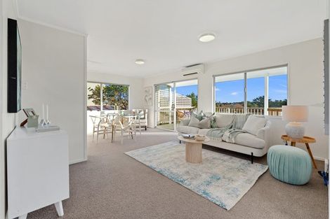 Photo of property in 31 Shakespear Road, Army Bay, Whangaparaoa, 0930