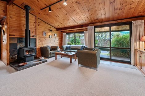 Photo of property in 5 Hodgkins Street, Pukehangi, Rotorua, 3015