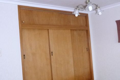 Photo of property in 18 Richardson Street, Woodville, 4920