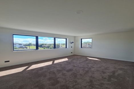 Photo of property in 23 Francesco Drive, Karaka, Papakura, 2113