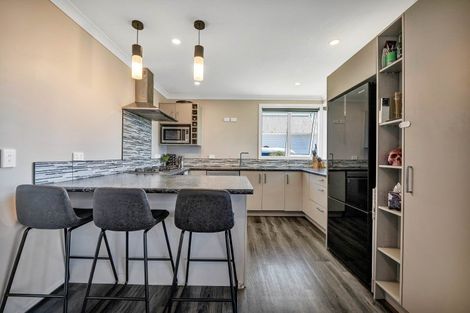 Photo of property in 63 Domett Street, Waitara, 4320