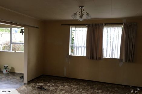 Photo of property in 5b Bracken Street, Wallaceville, Upper Hutt, 5018