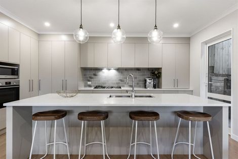 Photo of property in 2a Seine Road, Forrest Hill, Auckland, 0620