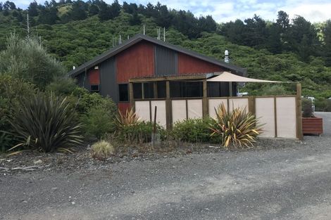 Photo of property in 120 Boons Valley Road, Waikawa, Picton, 7220