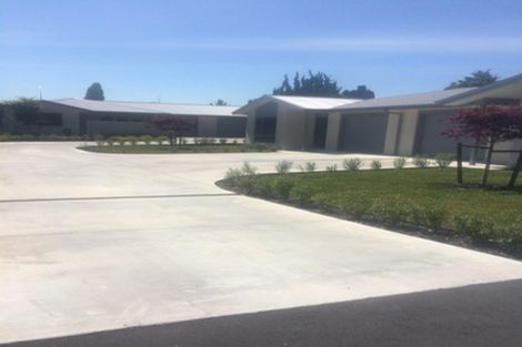 Photo of property in 2/28 Hobson Street, Thorndon, Wellington, 6011