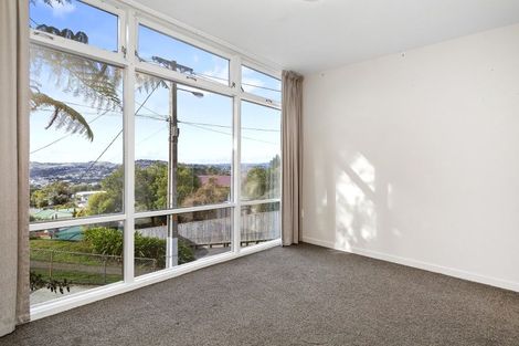 Photo of property in 28 Hollies Crescent, Johnsonville, Wellington, 6037