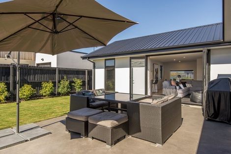 Photo of property in 19 Henrietta Street, Marshland, Christchurch, 8083