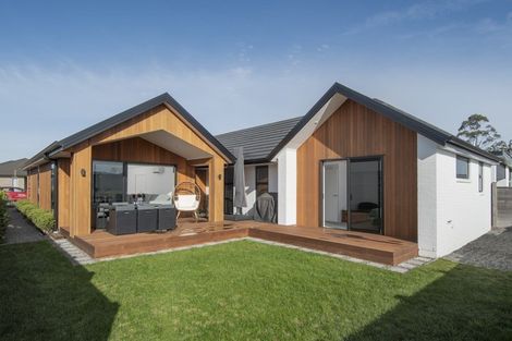 Photo of property in 18 Augusta Rise, Omokoroa, 3114