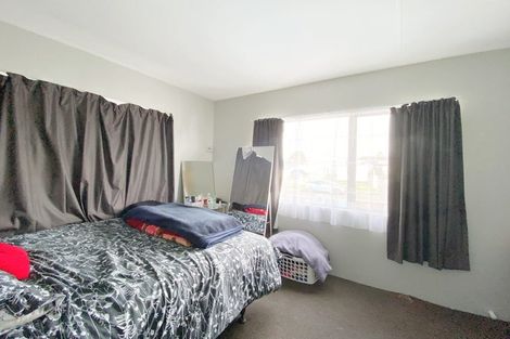 Photo of property in 3/11 Barneys Farm Road, Clendon Park, Auckland, 2103