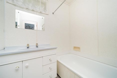 Photo of property in 149a High Street, Bulls, 4818