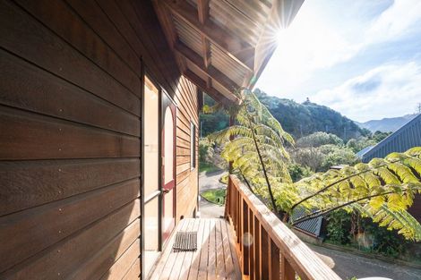 Photo of property in 13 Bendbrook Way, Ngaio, Wellington, 6035