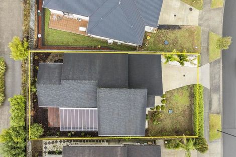 Photo of property in 13 Huahua Crescent, Papakura, 2110