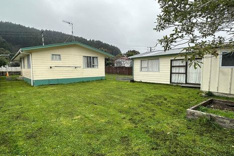 Photo of property in 47 Ruahine Street, Paraparaumu, 5032