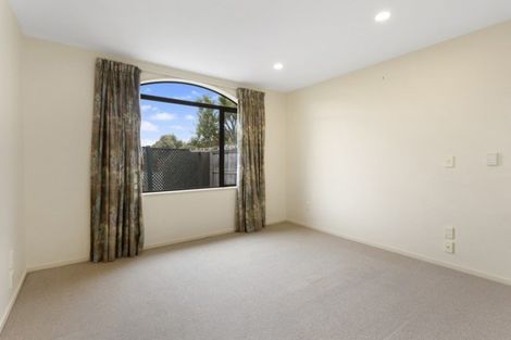 Photo of property in 17r Matawai Close, Rangiora, 7400