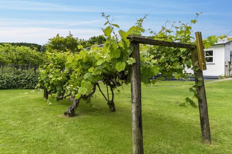 Photo of property in 348 Manoeka Road, Te Puke, 3183