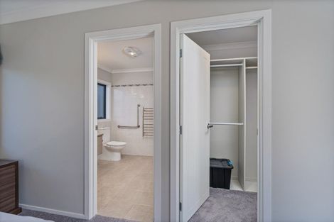 Photo of property in 29 Wells Place, Whitianga, 3510