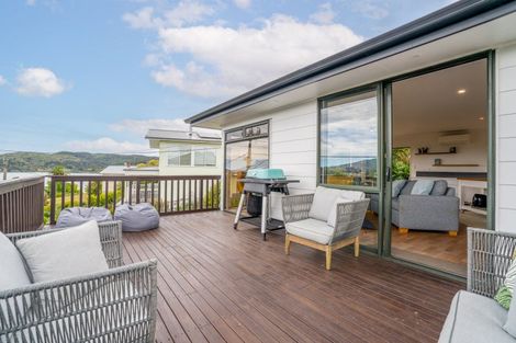 Photo of property in 8b Government Road, Raglan, 3225