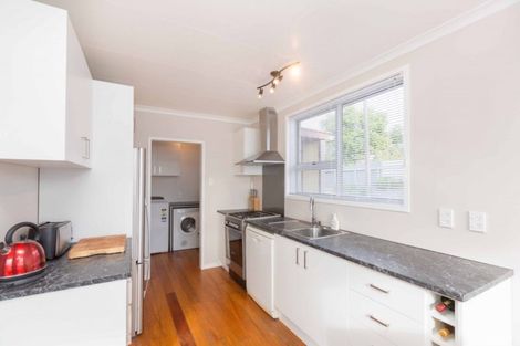 Photo of property in 10 Elm Grove, Westown, New Plymouth, 4310