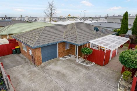 Photo of property in 98a Manuroa Road, Takanini, 2112