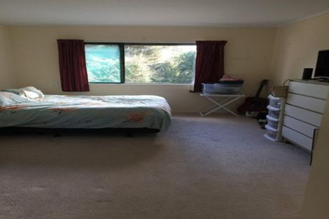 Photo of property in 43 Sunnyvale Road, Massey, Auckland, 0614