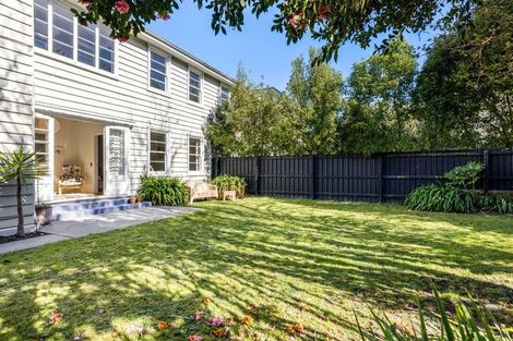 Photo of property in 2/46 Fendalton Road, Fendalton, Christchurch, 8014