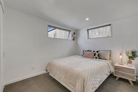 Photo of property in 9/7 Handyside Street, Tawa, Wellington, 5028