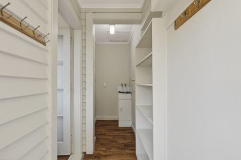 Photo of property in 136a Seaview Road, Westown, New Plymouth, 4310