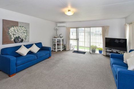 Photo of property in 3/50 Kenderdine Road, Papatoetoe, Auckland, 2025