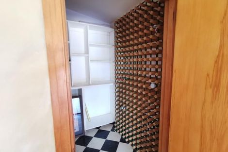 Photo of property in 3 Kimberly Grove, Greenhithe, Auckland, 0632