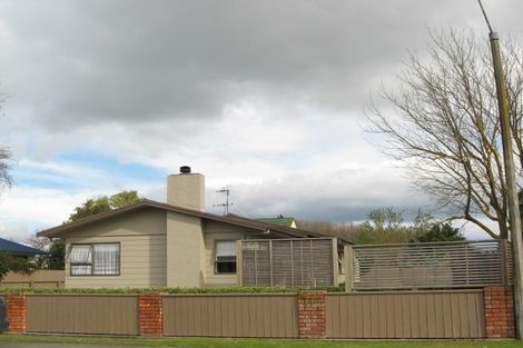 Photo of property in 22 Valerie Street, Clive, 4102