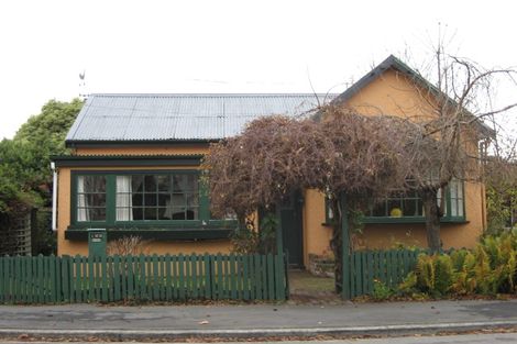 Photo of property in 122 Bristol Street, St Albans, Christchurch, 8014
