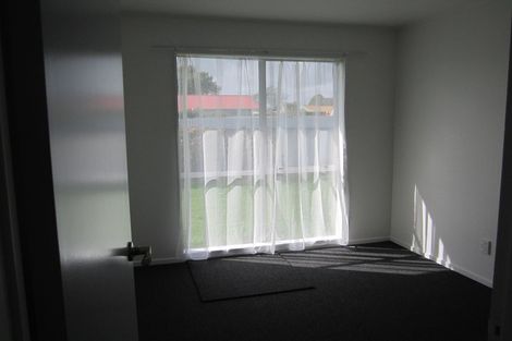 Photo of property in 108 Ryder Crescent, Levin, 5510