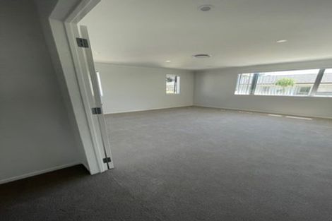 Photo of property in 30b Sorrel Crescent, Bucklands Beach, Auckland, 2012