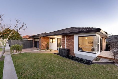 Photo of property in 2/2 Heron Avenue, Matua, Tauranga, 3110