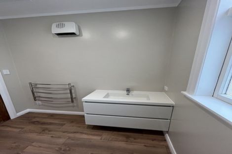 Photo of property in 13 Marshall Street, Karori, Wellington, 6012