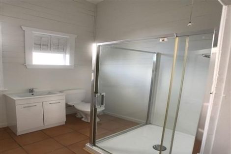 Photo of property in 60 Sandringham Road, Mount Eden, Auckland, 1024