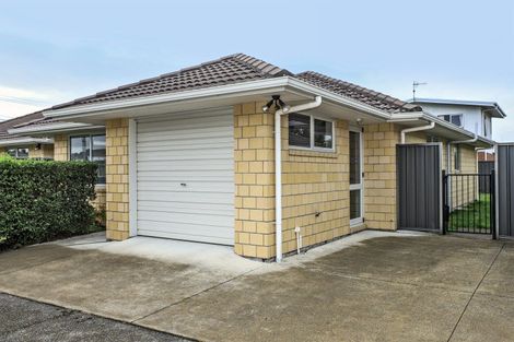 Photo of property in 17c Meeanee Road, Taradale, Napier, 4112