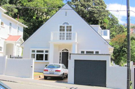 Photo of property in 26 Glen Road, Kelburn, Wellington, 6012