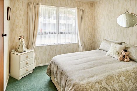 Photo of property in 36 Mercury Way, Whitby, Porirua, 5024