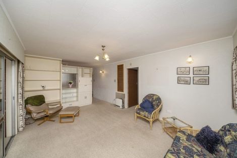 Photo of property in 4a Price Street, Westown, New Plymouth, 4310