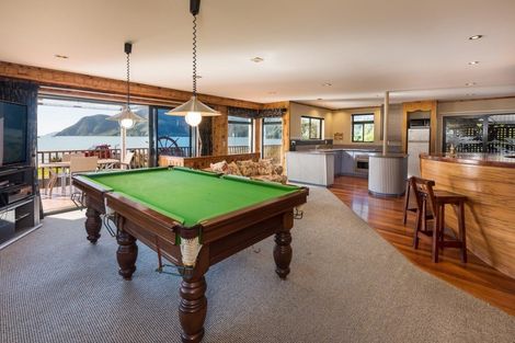 Photo of property in 27 The Parade, Okiwi Bay, French Pass, 7193