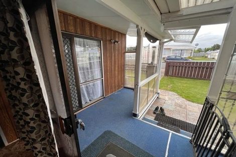 Photo of property in 7 Mccallum Street, Dannevirke, 4930