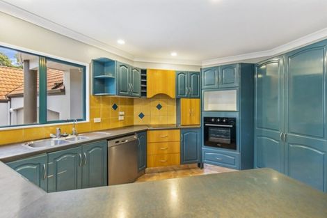 Photo of property in 2 Roseville Road, Gulf Harbour, Whangaparaoa, 0930