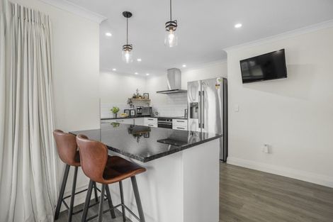 Photo of property in 61a Lincoln Road, Carterton, 5713